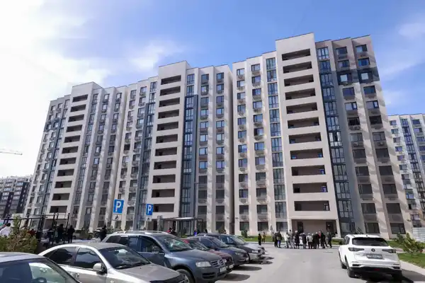 ЗЕЛЁНАЯ БАЛКА: В ШЫМКЕНТЕ ПРОДОЛЖАЕТСЯ ПЕРЕСЕЛЕНИЕ ЖИТЕЛЕЙ ВЕТХИХ ДОМОВ (2)