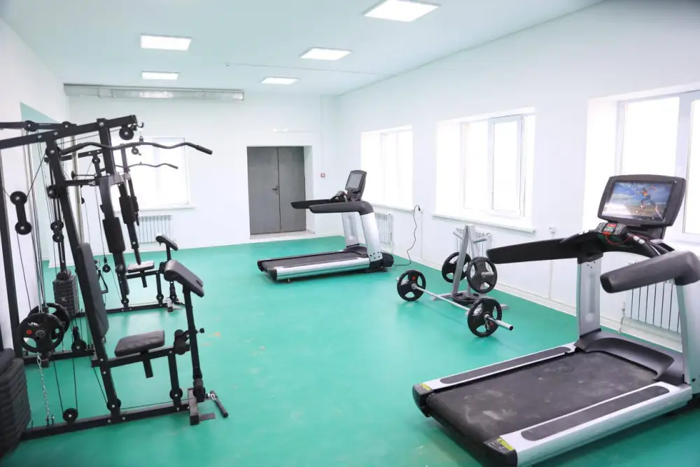 В Шалкаре открылся ФОК с первым в истории района плавательным бассейном (2)