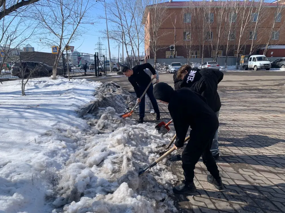 Уборка, веселье и угощения: праздник очищения провели в Астане (2)