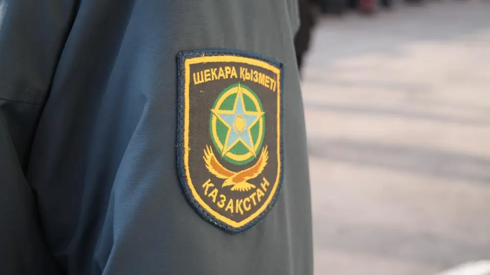 В Астане торжественно проводили первых новобранцев весеннего призыва на службу в армию (3)