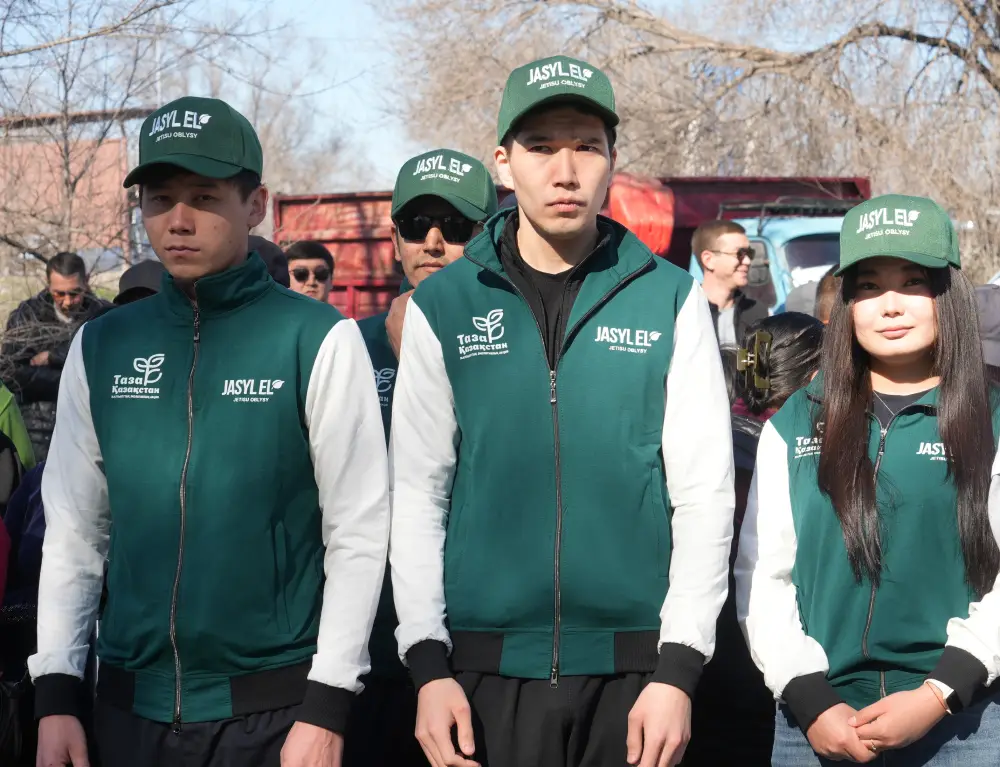 «7 OZEN»: в Жетісу очищены берега реки Коксу (3)