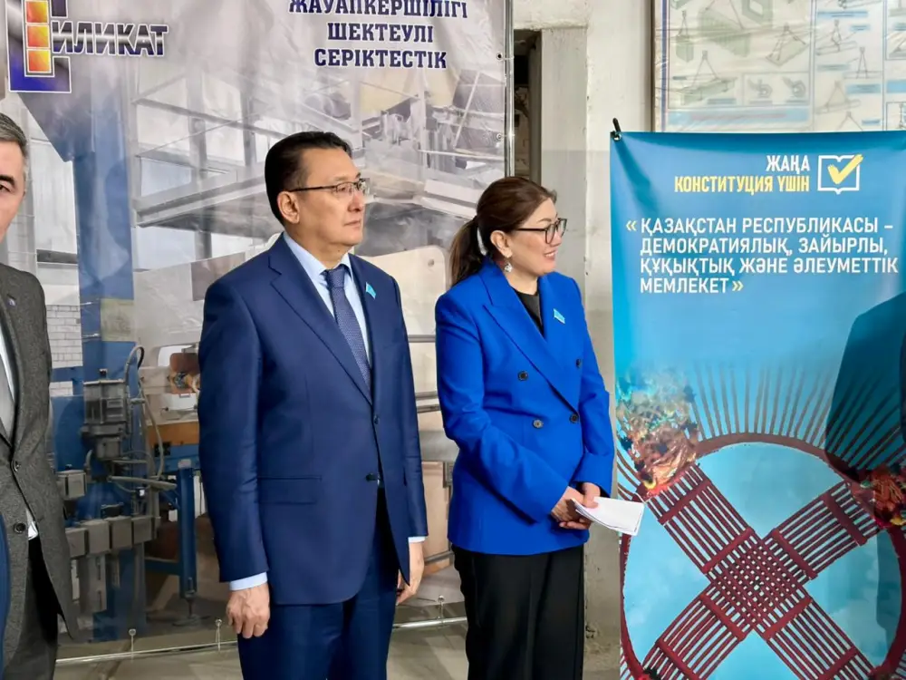 В ОБЛАСТИ АБАЙ РЕГИОНАЛЬНАЯ КОАЛИЦИЯ ПРОВЕЛА ВСТРЕЧУ С ТРУДОВЫМ КОЛЛЕКТИВОМ ПРЕДПРИЯТИЯ «СИЛИКАТ» (9)