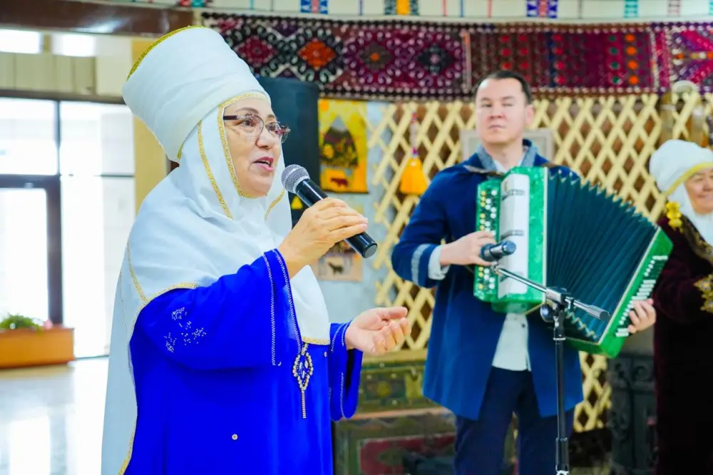 Көрісу күні отметили в столичном Доме дружбе (6)