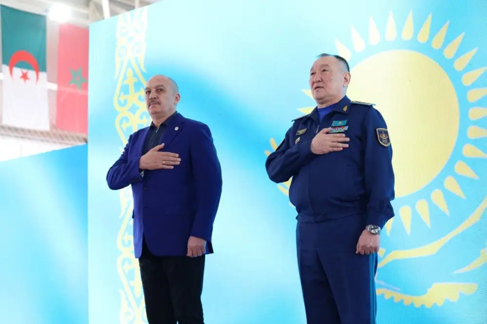 Первенство силовиков: свыше 200 палуанов борются за чемпионский титул (3)