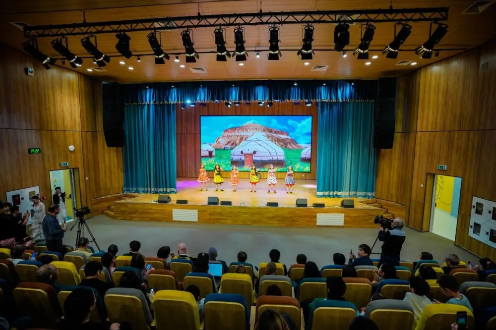 Традиции и современные технологии объединили на концерте в честь Наурыза в Астане (8)