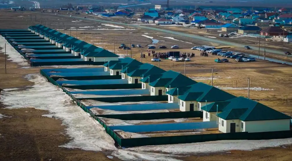 В Актюбинской области 30 семей получили ключи от новых домов (7)