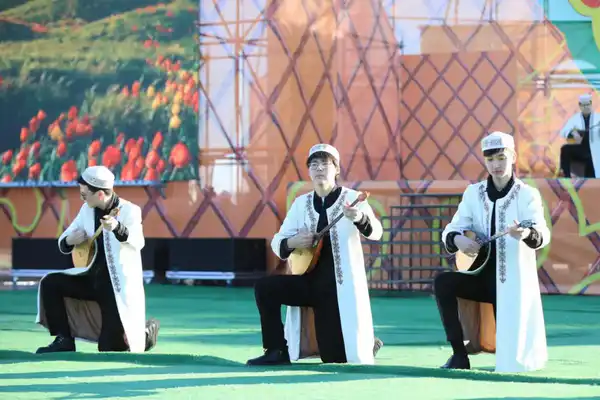 В Актобе на конкурс национальной одежды съехались участники со всех районов (6)