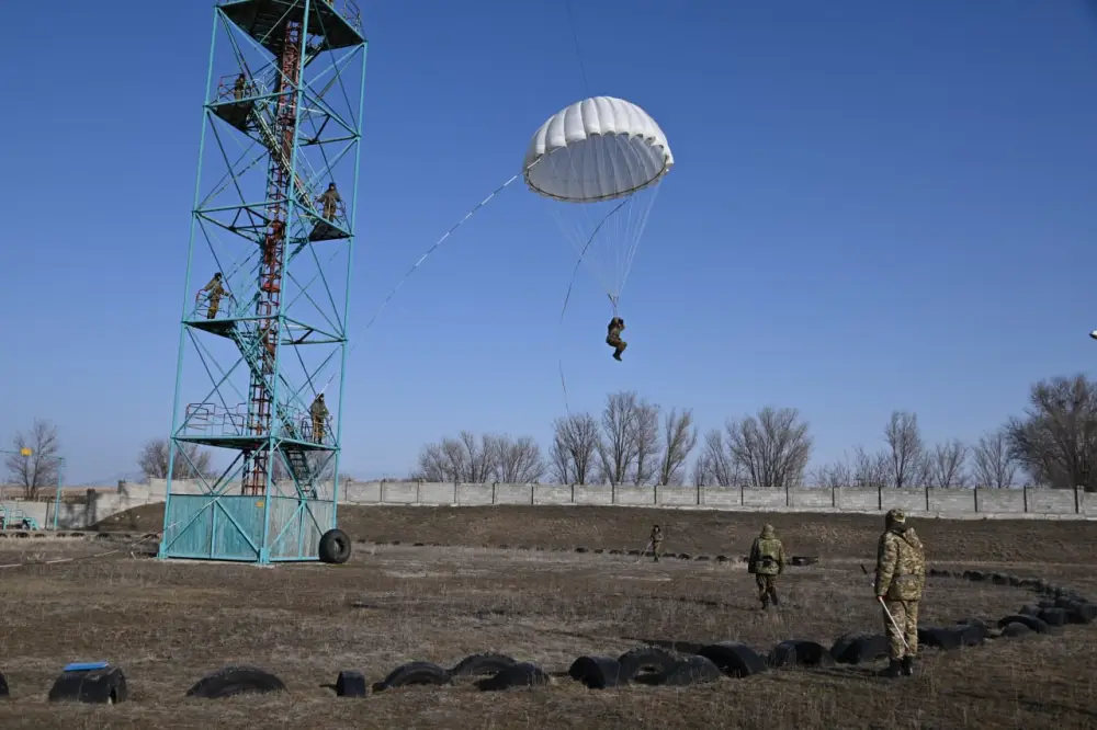 Заместитель министра обороны совершил рабочую поездку в область Жетысу (6)