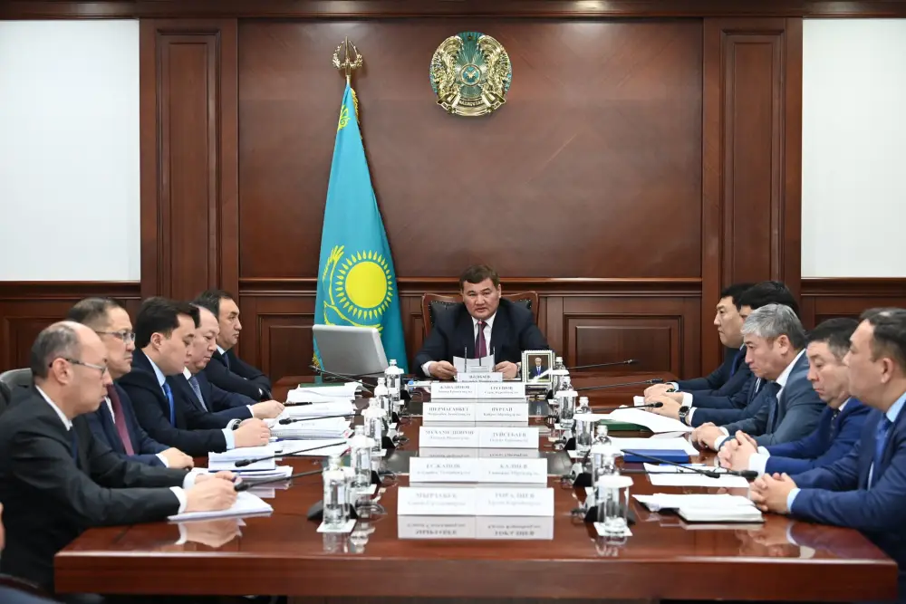 Обсуждены вопросы развития автодорожной отрасли (6)