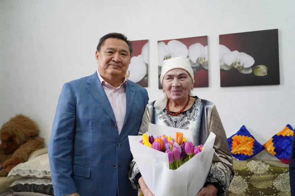 Поздравления с 8 Марта получили ветераны г. Кокшетау (4)