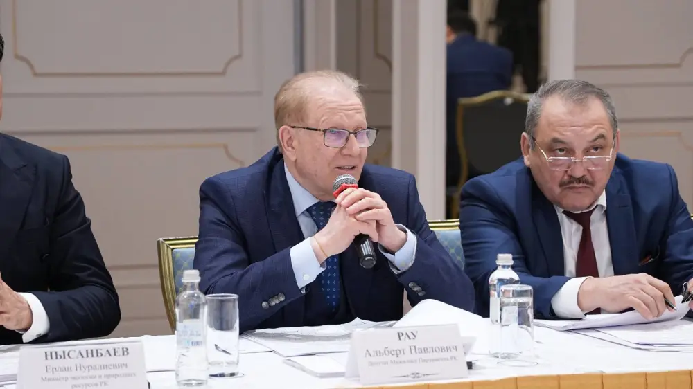 В Казахстане представлена новая модель системы управления отходами (4)