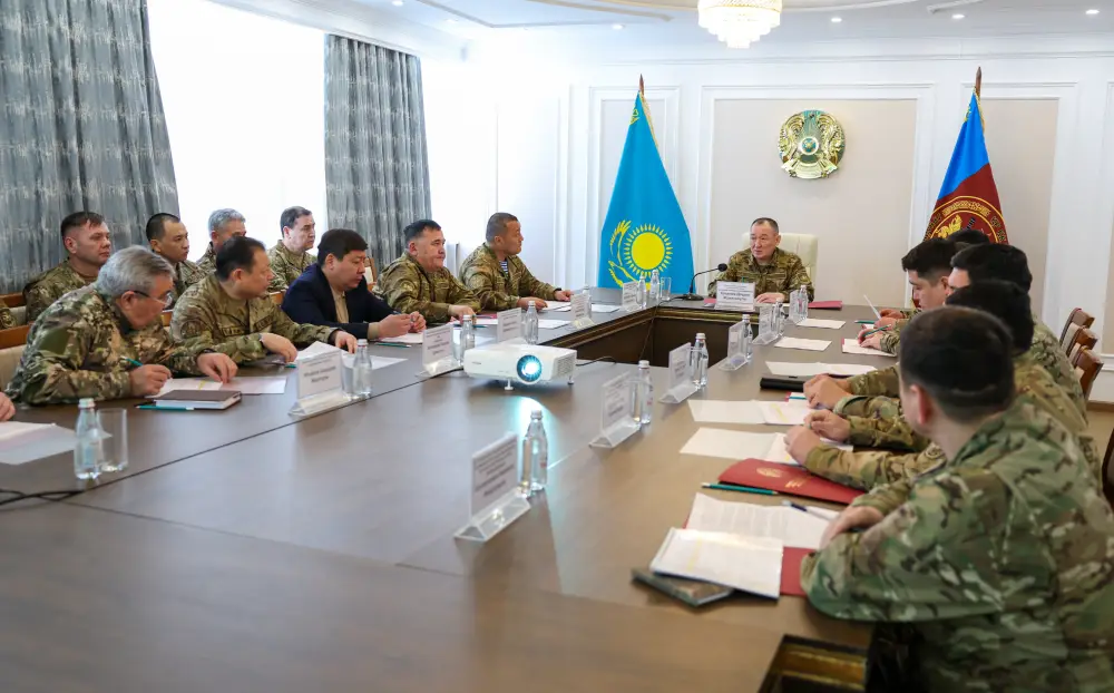 Министр обороны проинспектировал воинские части Сил специальных операций в Астане (6)