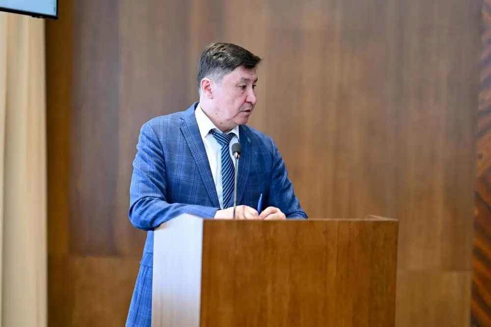 В области Абай обсудили актуальные вопросы сферы образования (2)