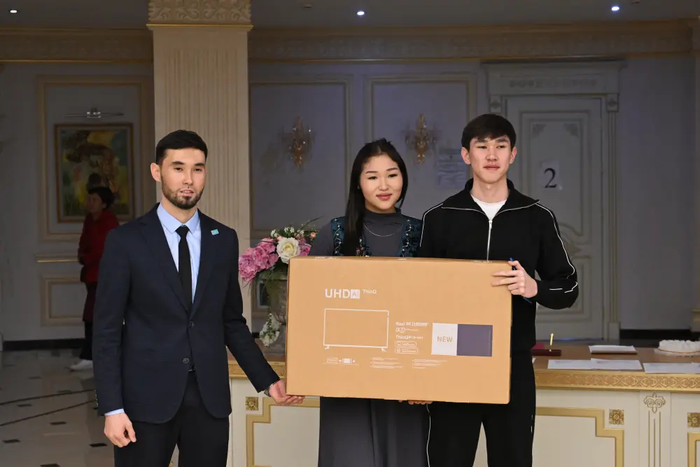 Наурызнама – 2026: в Талдыкоргане в рамках «Шаңырақ күні» четыре пары торжественно вступили в брак (4)