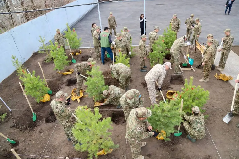 «Тазару күні»: МЧС озеленяет подразделения по всей стране (3)