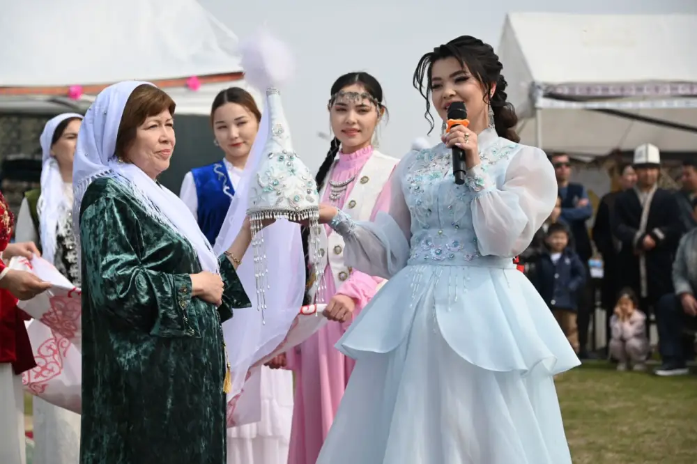 Наурызнама: военнослужащие Вооруженных сил отметили День единства (2)