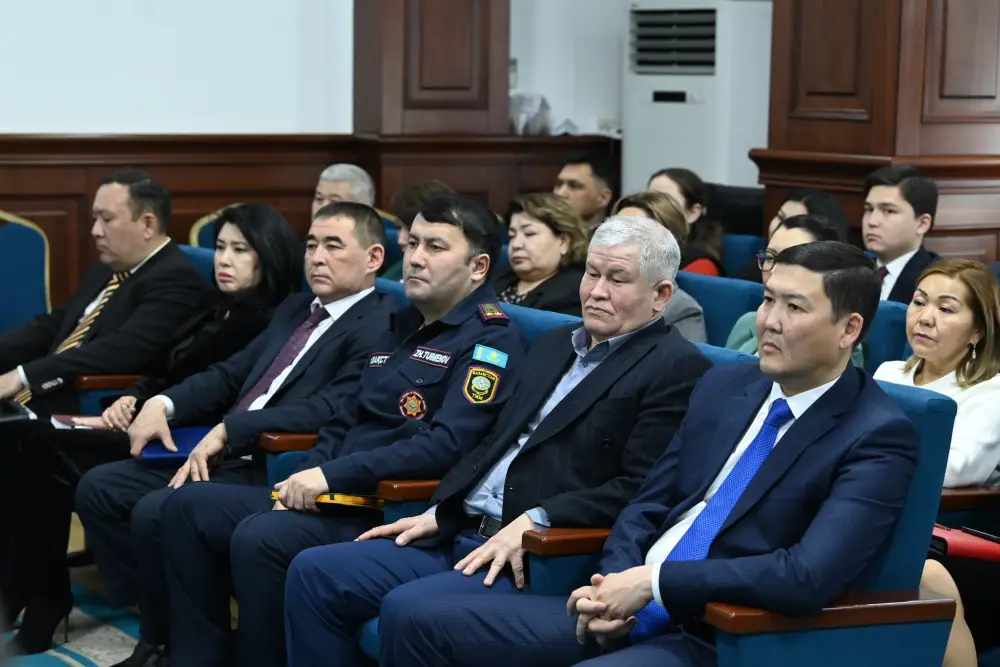 Представлен директор Кызылординского областного филиала АО «НК «КазАвтоЖол» (8)