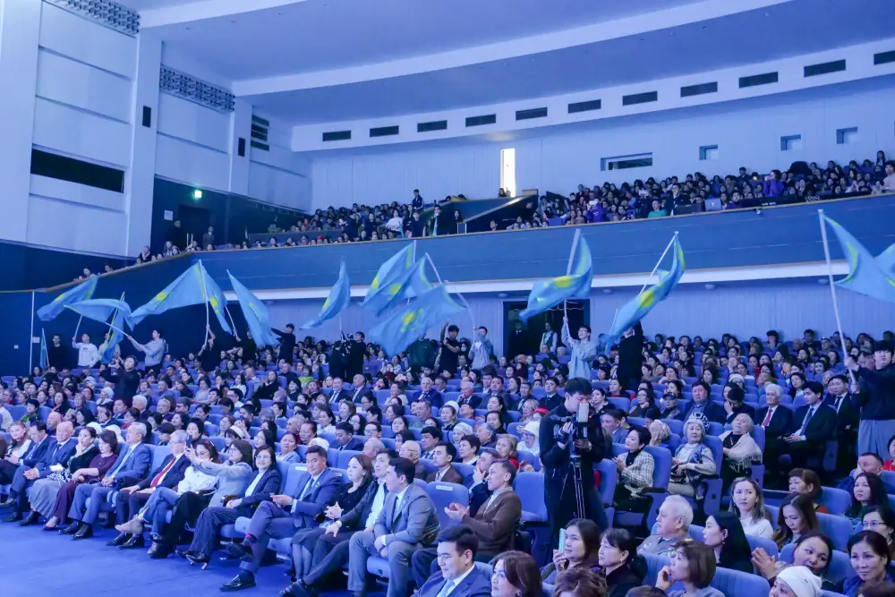 Более тысячи встреч и почти миллион участников: как в Астане работала городская Общенациональная коалиция в поддержку новой Конституции (6)