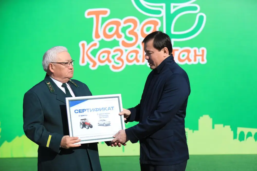 Лесным хозяйствам Актюбинской области передана новая техника (9)