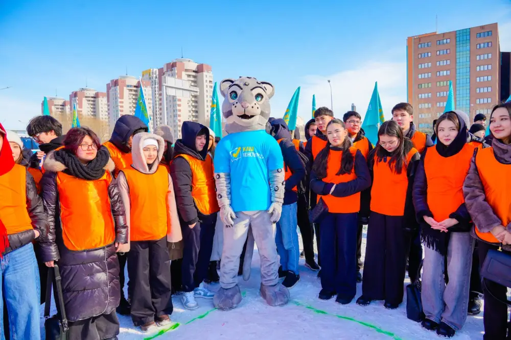 Более тысячи представителей молодежи поддержали новую Конституцию масштабной акцией (7)