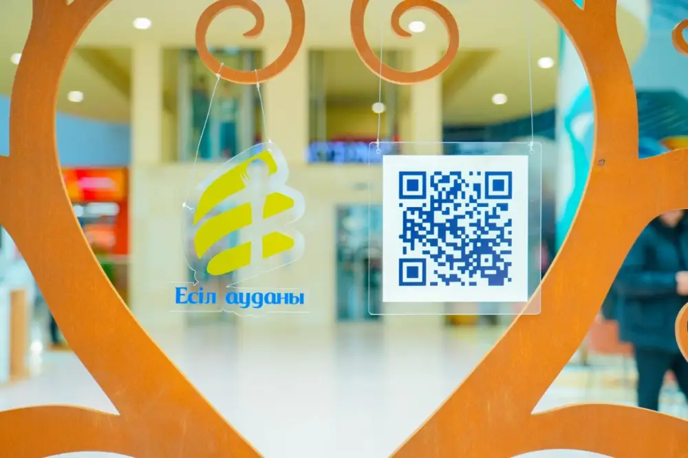 «Армандар әлемі»: в Астане установили «Дерево желаний» (7)