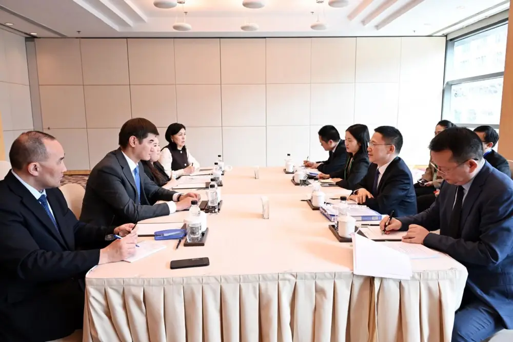 Даурен Кенбеил принял участие в первой консультативной встрече по созданию Банка развития ШОС (2)