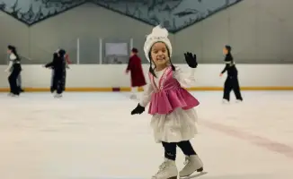 Массовое катание на льду в Алматы: культурное единство через национальные костюмы