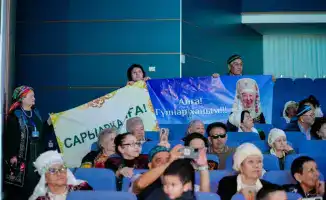 «Алтын әже»: бабушки Казахстана сплели нить традиций на конкурсе в Астане