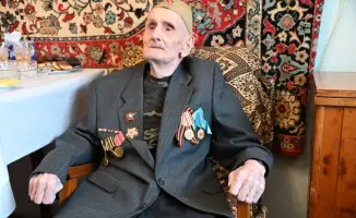 Караганда: ветерана войны поздравили с юбилеем