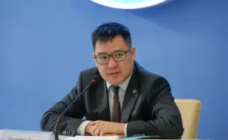 Массовое исполнение песни "Ақ бұлақ" на домбре в Усть-Каменогорске как способ объединения сообщества