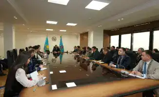 Национальная одежда: модный показ от МЧС Казахстана!