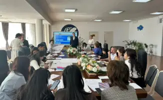 Внедрение системы 'AI TANYM' в образовательный процесс: новый подход к оценке знаний учащихся с использованием искусственного интеллекта