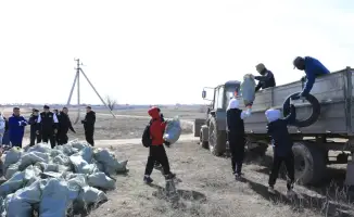Молодежь Актобе на субботнике «Таза Қазақстан»