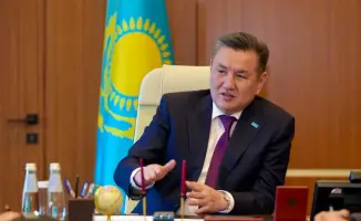 Поддержка культурного наследия: Встреча акима ВКО с победителями айтыса