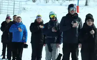 В ВКО стартовали чемпионат и молодежное первенство РК по сноуборду