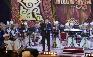 В Алматы прошел концерт, посвященный 180-летию Жамбыла Жабаева, с участием представителей культуры и выставкой его творческого наследия