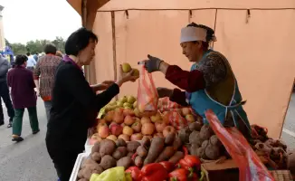 Весенний фестиваль вкусов: 2000 тонн даров природы на ярмарках Алматы