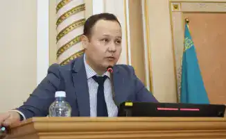 Международное внимание к изменениям в управлении Мангистауской областью на внеочередной сессии маслихата