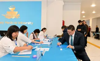 Глава региона Абай проголосовал на республиканском референдуме по новой Конституции