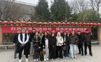 Казахстанские студенты учатся в Китае