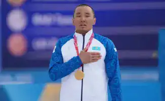 Успех Ербола Хамитова на Паралимпийских играх подчеркивает развитие спортивных возможностей для людей с ограниченными возможностями в Казахстане.