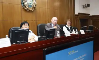 Обсуждение новой Конституции Казахстана: влияние на права граждан и выборы