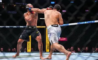 Победа военнослужащего Казахстана на турнире UFC 326