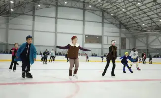 Открытие ледового дворца в Мангистау: новый этап развития зимних видов спорта для молодежи