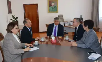 Лекция о развитии тюркского литературного наследия прошла в Национальной академической библиотеке РК