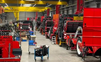 Казахстан обсуждает локализацию сельхозтехники с Европой