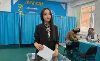 Первый голосование 18-летней жительницы Астаны: значимость участия молодежи в демократии
