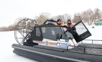 Учения спасателей МЧС подчеркивают важность подготовки к экстренным ситуациям на водоемах