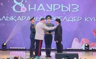 Руководитель хора полиции ВКО награждена медалью за вклад в развитие культуры