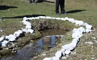 Экологическая акция Мөлдір бұлақ в Жартытобе очистка родников и высадка деревьев